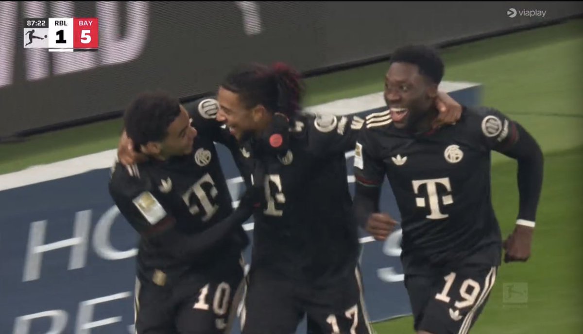 Scoretxka's tweet photo. I will never forget this season. https://t.co/PfAYBt2gCt