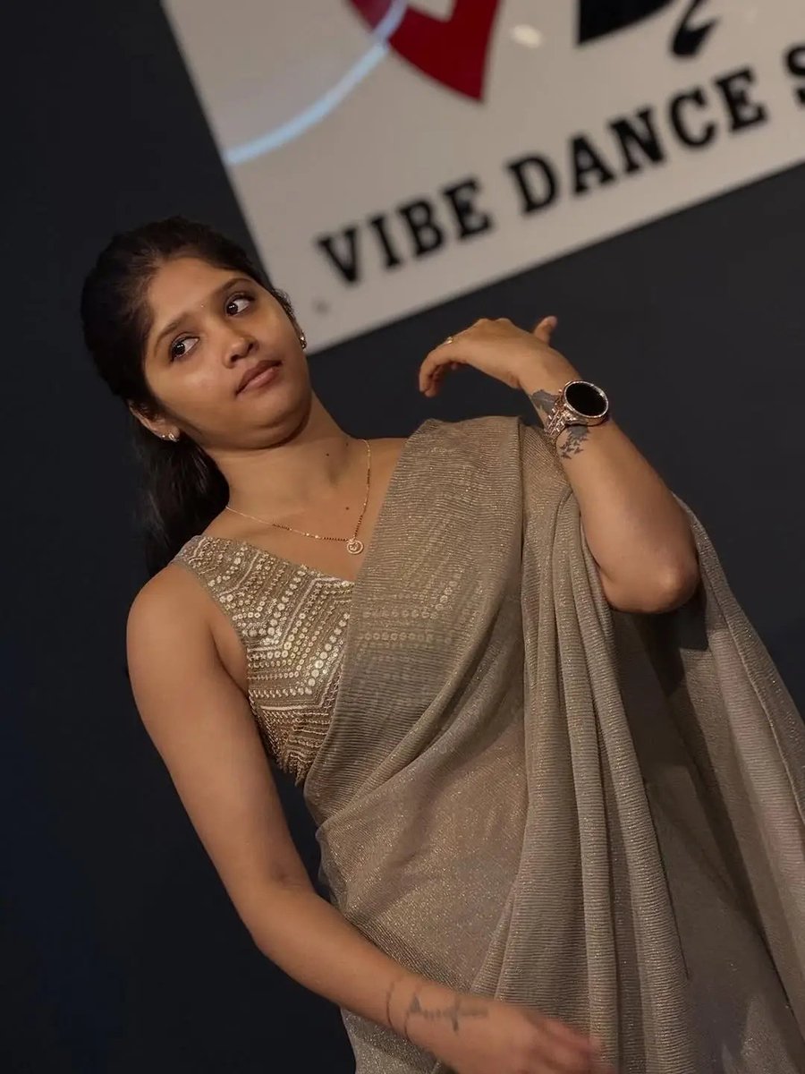 BeingAravind_'s tweet photo. Veronica ruling the internet 🥵🔥 https://t.co/sG6ZD7NG8S