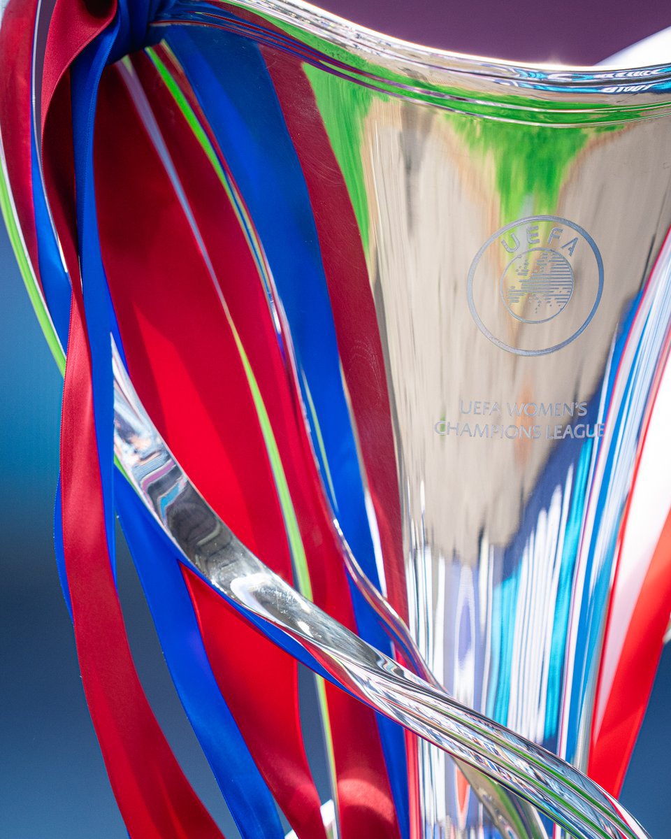 Tocapilotes's tweet photo. ES NOSTRA CULERS 💙❤️

📸| ¡Ser del Barça es; lo mejor que hay!. 
🔴🔵🔴🏆🤟💪♥️

@FCBfemeni https://t.co/vTa1UJ66iC