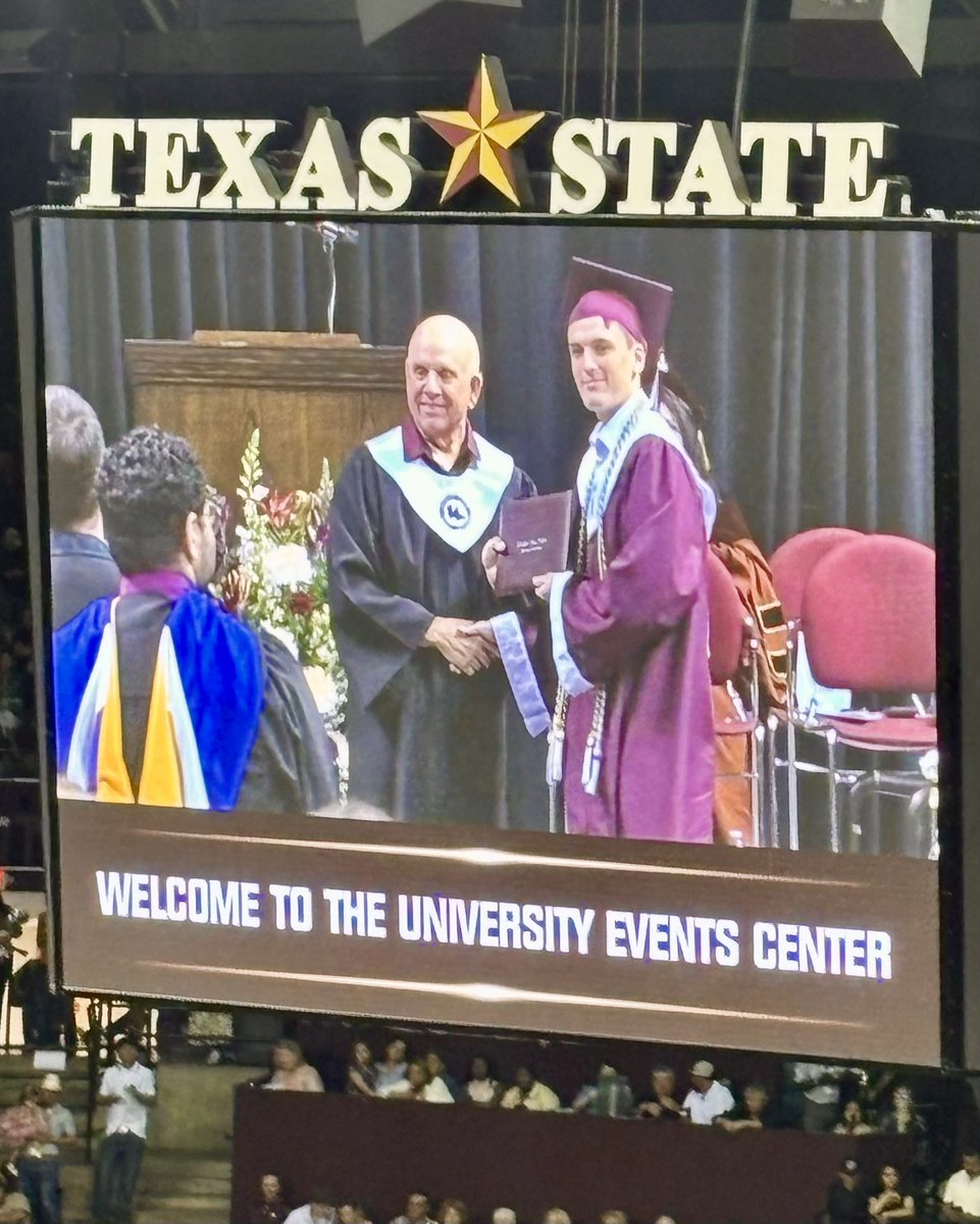 LauraBrast's tweet photo. So proud of you Hayden! LHS Class of 2026! 🦁🎓❤️🫶 @LockhartISD @LOCKHARTHS #LockedOnExcellence #LoveMyLISD https://t.co/xTgkUlikWc