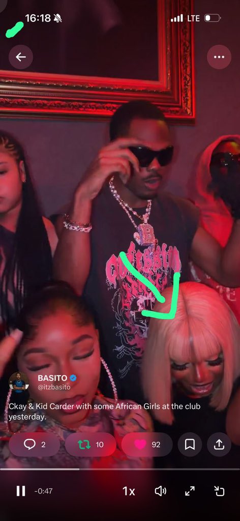 numberonetweep's tweet photo. Who else noticed this girl keeps hiding her face? 👀 https://t.co/vohIdh1n7C