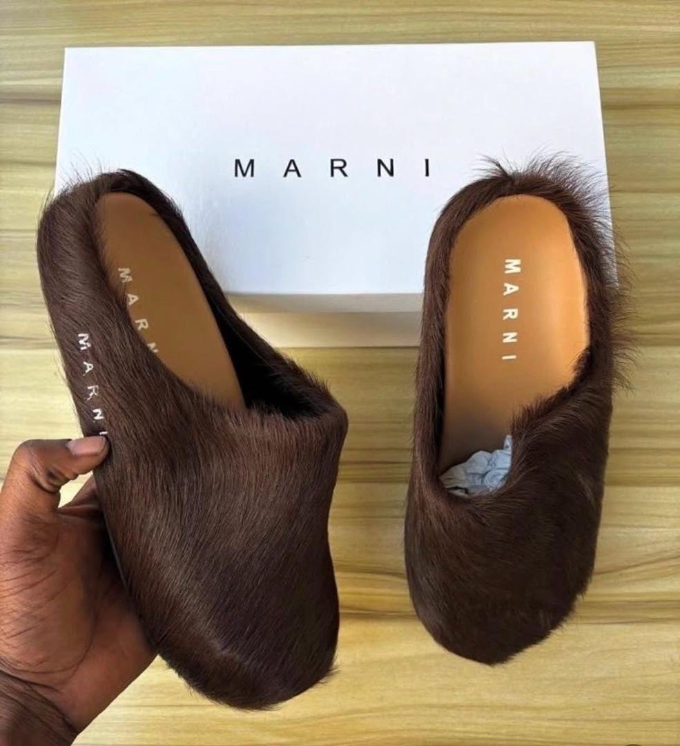 YhaaMulti's tweet photo. Join tonight’s LIVE sales. #twitterlive 
A.                                             B. https://t.co/KSt97Jq8XQ