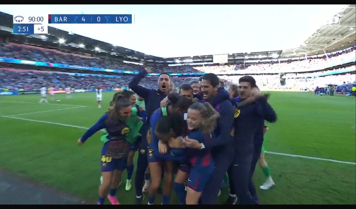 theFreak7's tweet photo. @FCBfemeni El cuarto. https://t.co/h4mDw2u2EC