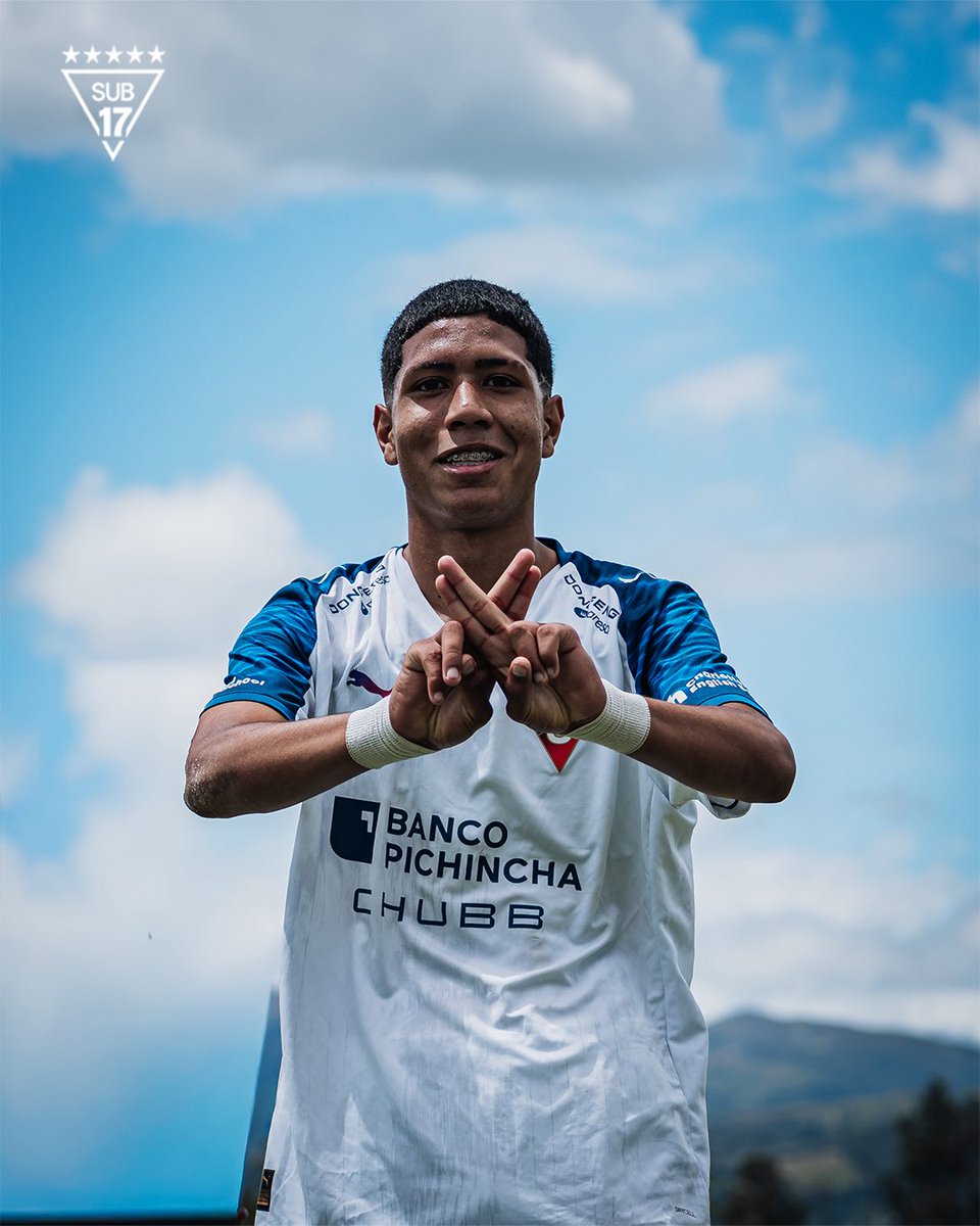 Formativas LDU tweet media