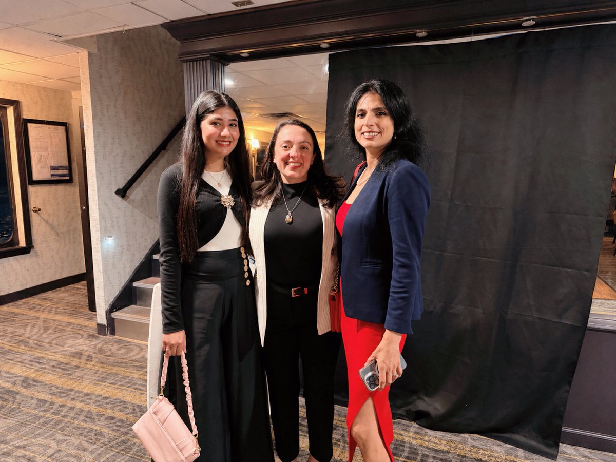 Carbonara_80's tweet photo. Bucket list moment at #PVS2026: finally met @AnahitaDua IRL! Got to geek out over her brilliant TEG research predicting bleeding risk in PAD patients on antiplatelets.
My two favs in one frame!! @MollReitz https://t.co/ZrJ6OhsXu9