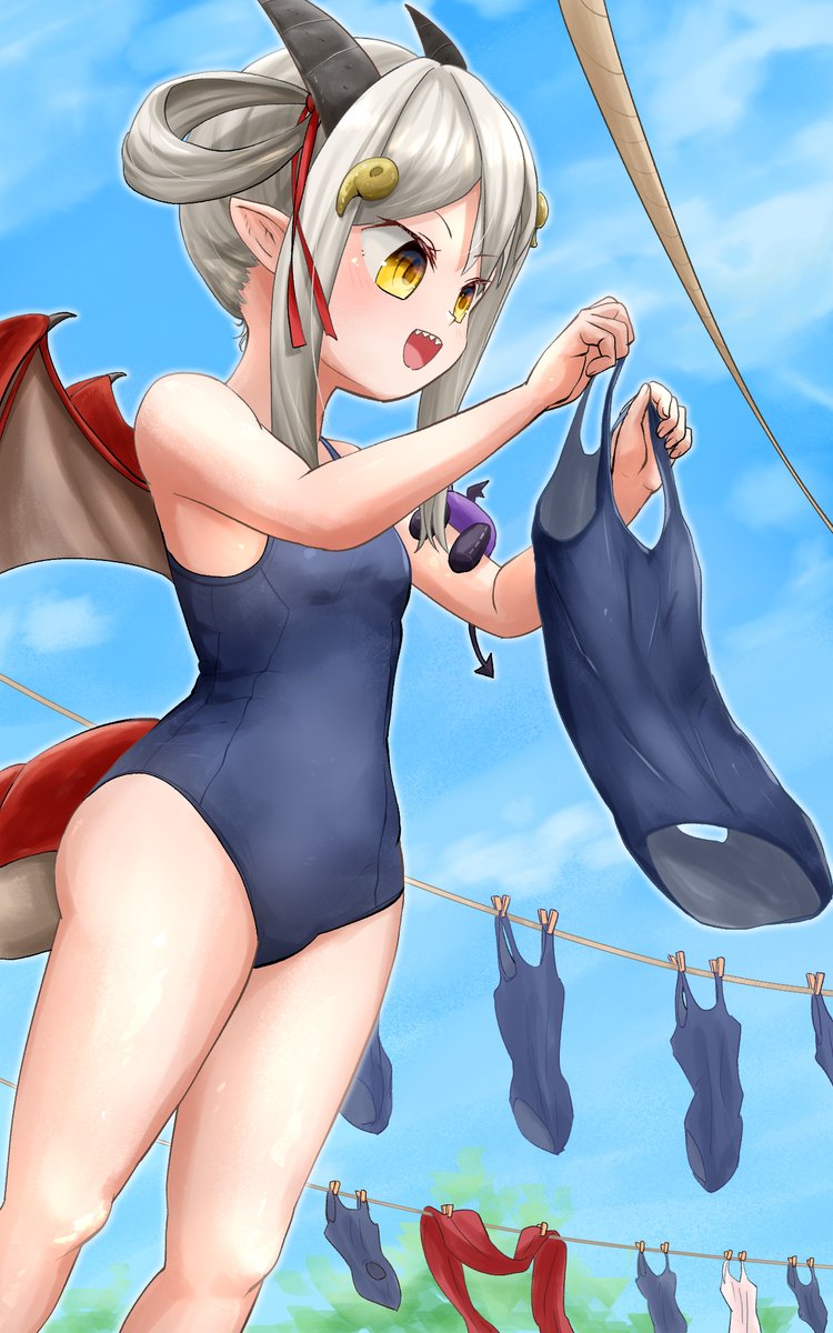 OZ0pI3KiVMqJIhc's tweet photo. #モンはれ
普段着と仕事着のお洗濯きなこちゃん https://t.co/R0C0IYOt1e