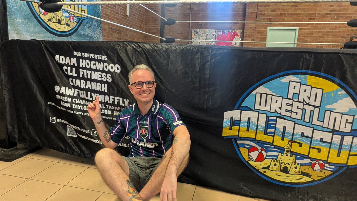 CiaranRH93's tweet photo. My first wrestling show in more than a year, so of course I had to make it @PWCOLOSSUS! https://t.co/bM1epG0QyG