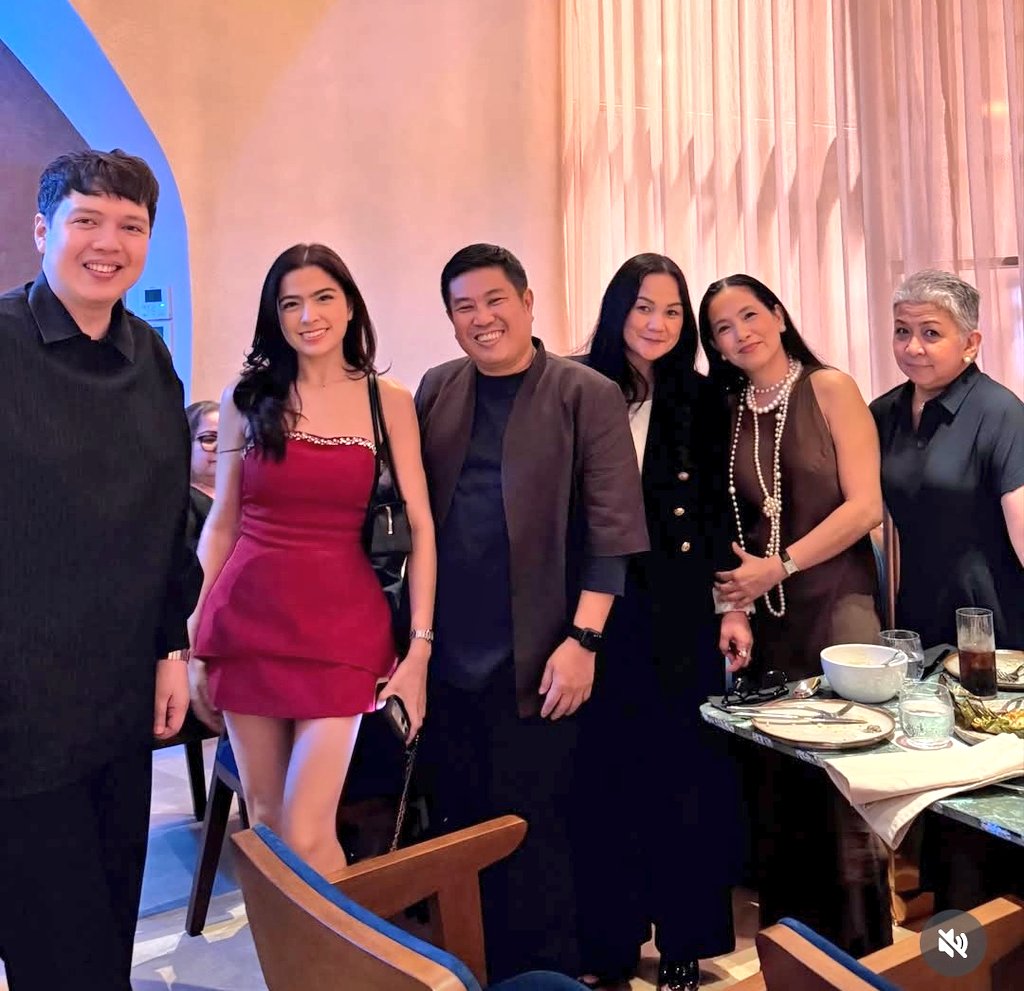Meatloa33477624's tweet photo. Nagpunta pala si Alexa sa Birthday ni Darren. Gandang babae ni Lex grabe😍 Happy Birthday @Espanto2001 🥳

*Kpaps ganda ni Babo mo @BGYO_Gelo

#AlexaIlacad #MissBehave https://t.co/ruGVCdhN36