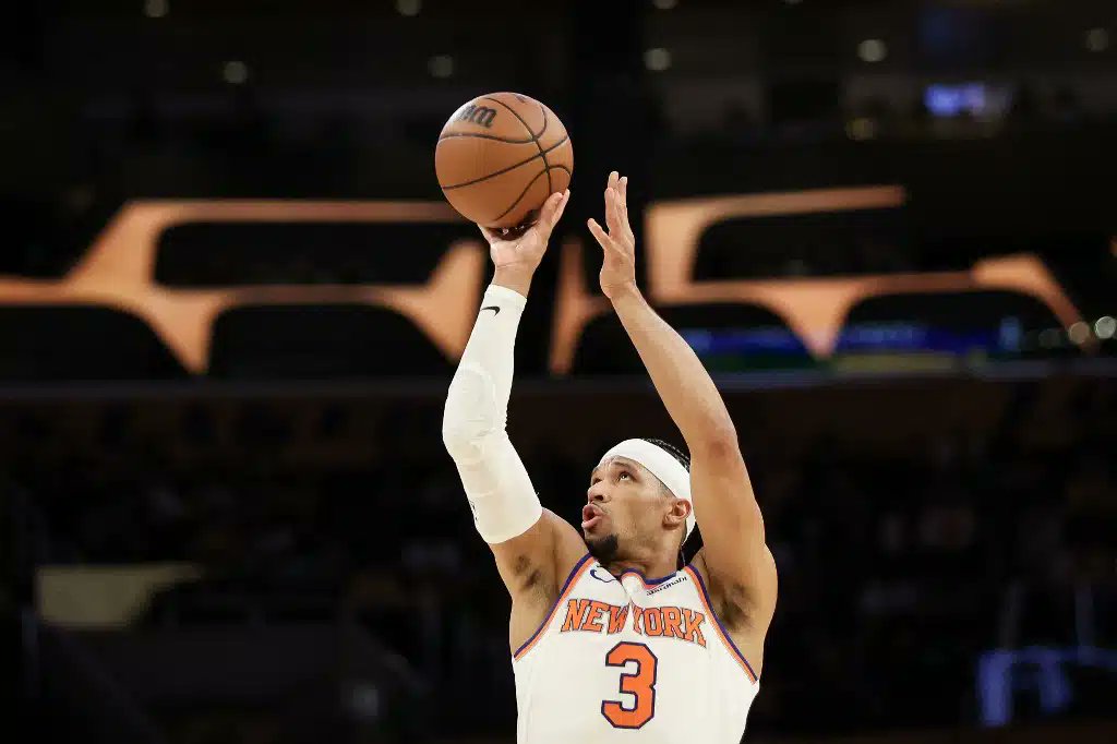 OddsTrader_'s tweet photo. 🏀 Best NBA Player Props Today 

The Cleveland Cavaliers are in must-win mode at home for Game 3 of the Eastern Conference Finals. Here's our best picks for Saturday using the latest available lines: https://t.co/RyumWhKysa

 #NBAPlayerProps #EasternConferenceFinals #ClevelandCavaliers