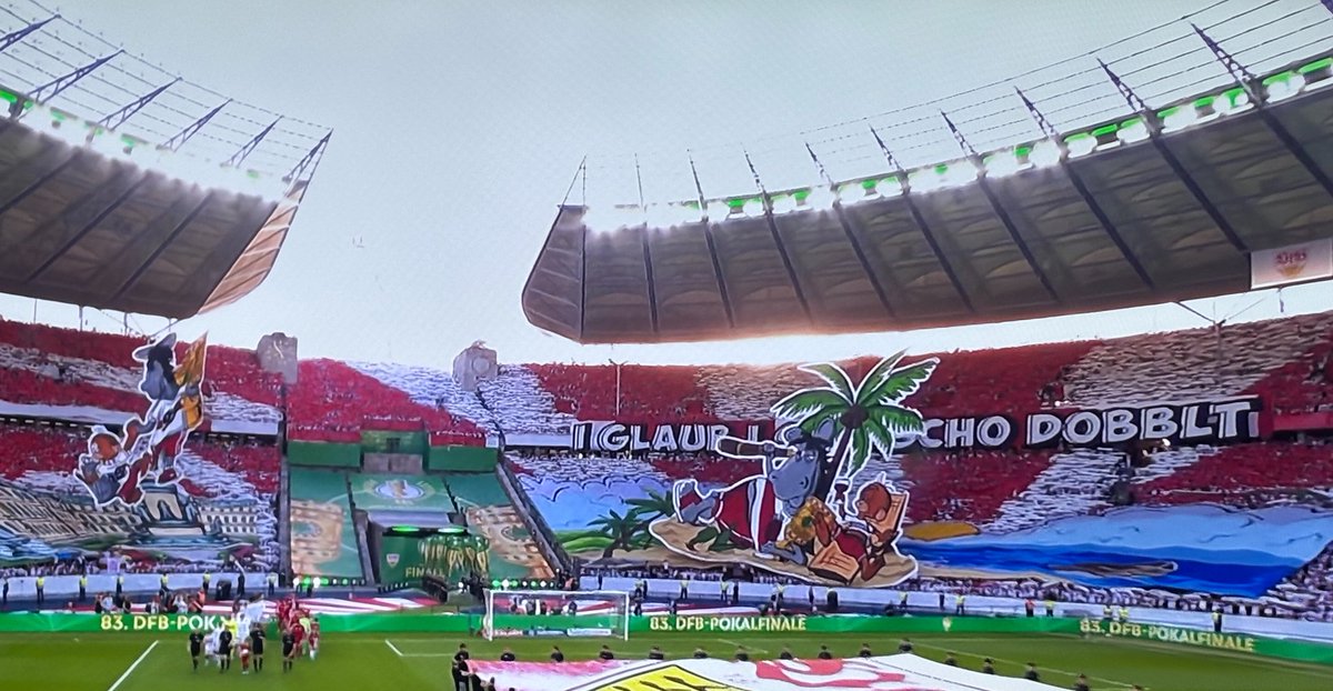 NYCB85's tweet photo. 🏆 @FCBayern München vs. @VfB Stuttgart #DFBPokal at @Oly_Berlin https://t.co/2NlibU3Zm5