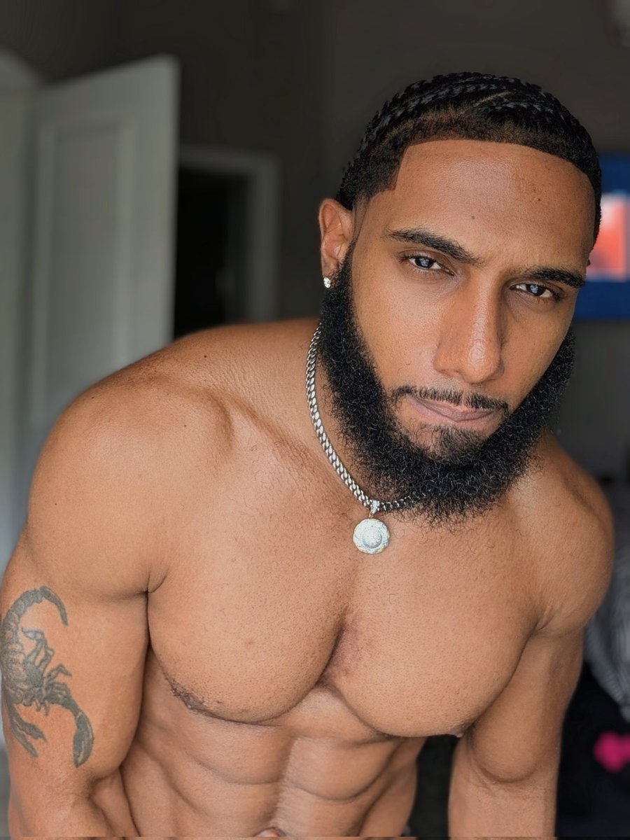 Tanksnlove 🌹 tweet media