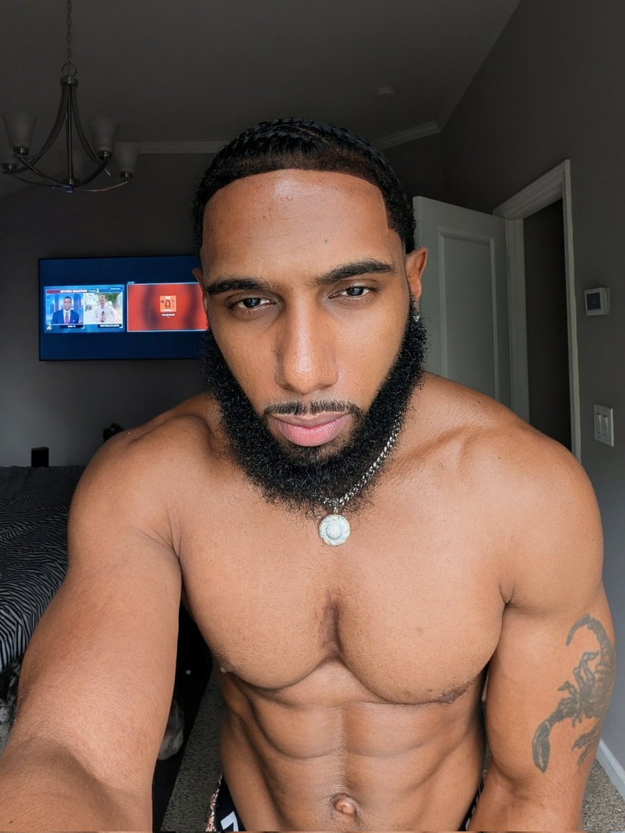 Tanksnlove 🌹 tweet media