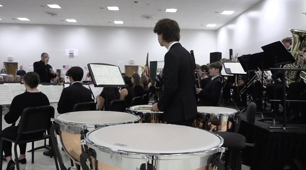 viewbands's tweet photo. Thank you to everyone that came out to the Day of Remembrance on Thursday. Special thanks to the MS Student Council for their work in planning decorated with the Poster Contest entries.

The full performance is now posted on the YouTube channel.

https://t.co/8asqwrPYFq https://t.co/8uUH2KLFEr