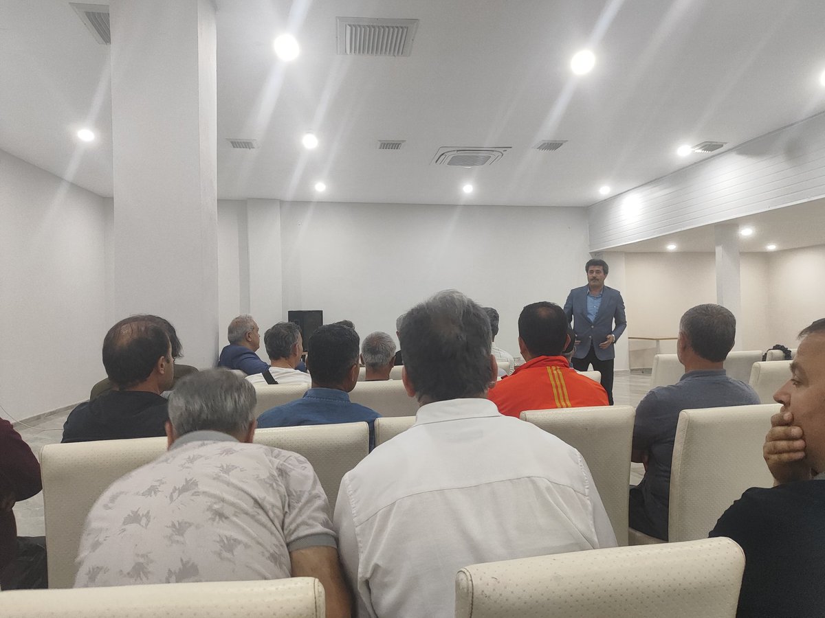isaseyyar's tweet photo. 📌Alanya Tuğra Otel
#Antalya #ADAP #Platformu tarafından düzenlenen "SÜRDÜRÜLEBİLİR NESİLLER" Konulu 2 gün sürecek olan programda Dr. Fatih Tunç (Diyanet İşleri Başkanlığı)
*"Gençleri anlama usulü ve metodu"* konulu konferanstayız. 
@YGrhan https://t.co/GXBpa6F2dG