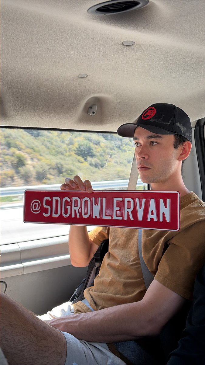 SDGrowlerVan's tweet photo. Getting serious https://t.co/J4s9mzZLQq