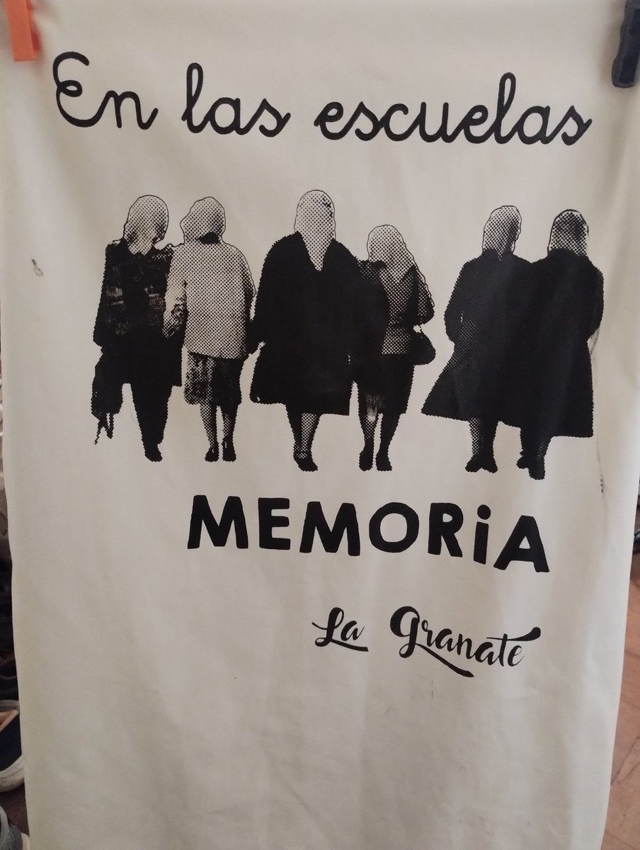 lagranateUTE's tweet photo. El sábado 6/6, les invitamos a encontrarnos entre educadorxs para habitar con mirada pedagógica un espacio de memoria. 
La propuesta será realizar una visita guiada por el sitio, recorrerlo entre compañerxs, dar lugar a intercambios, propuestas y nuevas preguntas https://t.co/R7VNpXEKOc