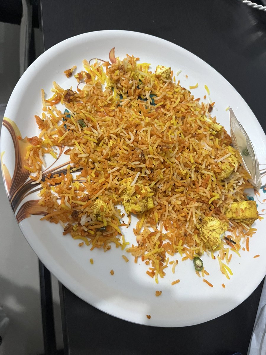 Intekhab98's tweet photo. Dear @Swiggy @SwiggyCares,

I ordered Paneer Biryani (Order ID: 23852269864115) and after taking just two bites, I started vomiting badly. The food seems contaminated with some harmful substance. The parcel is still untouched and kept as evidence.
 
@harshamjty https://t.co/Pp8boERnHk