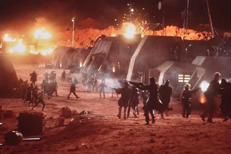 EugWSerra's tweet photo. On August 24, 2001, Ghosts of Mars was released! #GhostsOfMars #JohnCarpenter #NatashaHenstridge #IceCube
#JasonStatham #PamGrier
#CleaDuVall #JoannaCassidy #RichardCetrone #PeterJason https://t.co/QeqILTMRuv