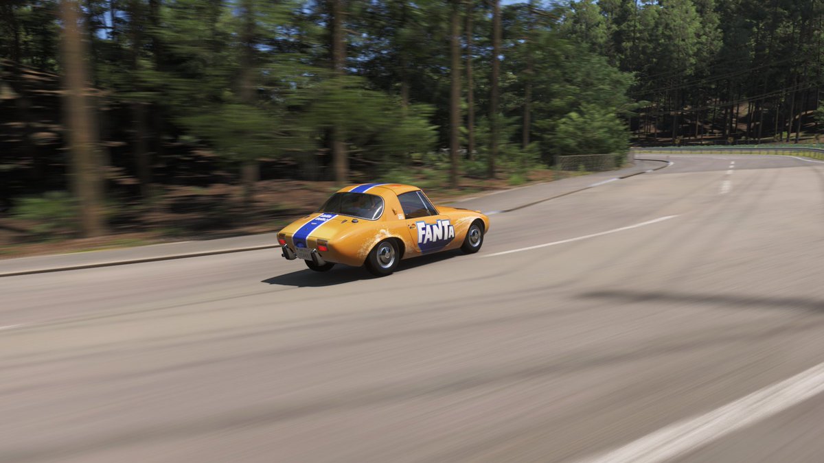 PlaygroundCWNB's tweet photo. Depois de tomar uma @fanta correr no #ForzaHorizon６ de fanta https://t.co/x1i1w5UWv1