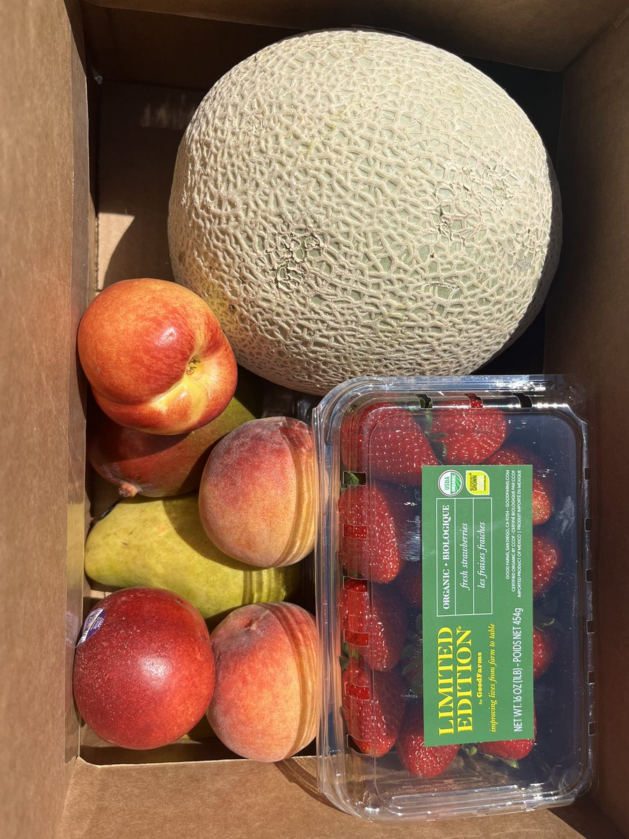 fruits tweet media