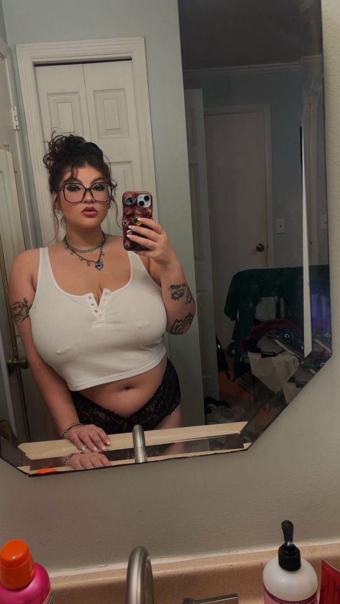 Clara neo tweet media