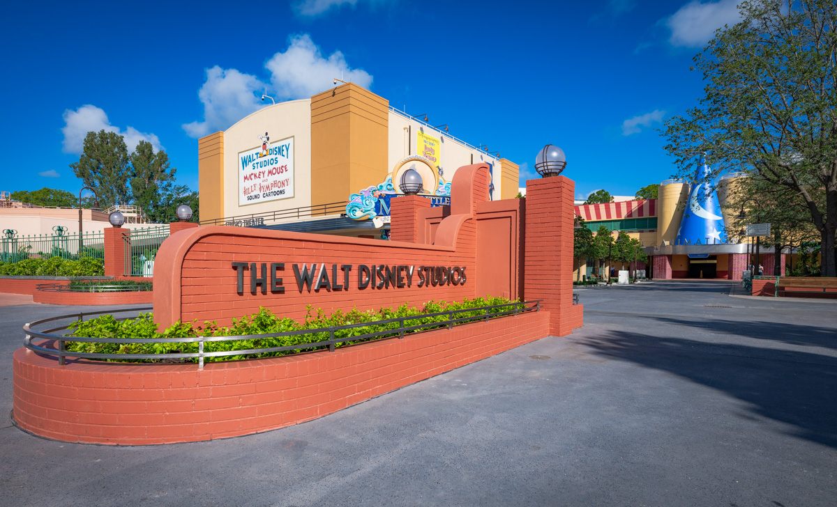 Disney Tourist Blog tweet media