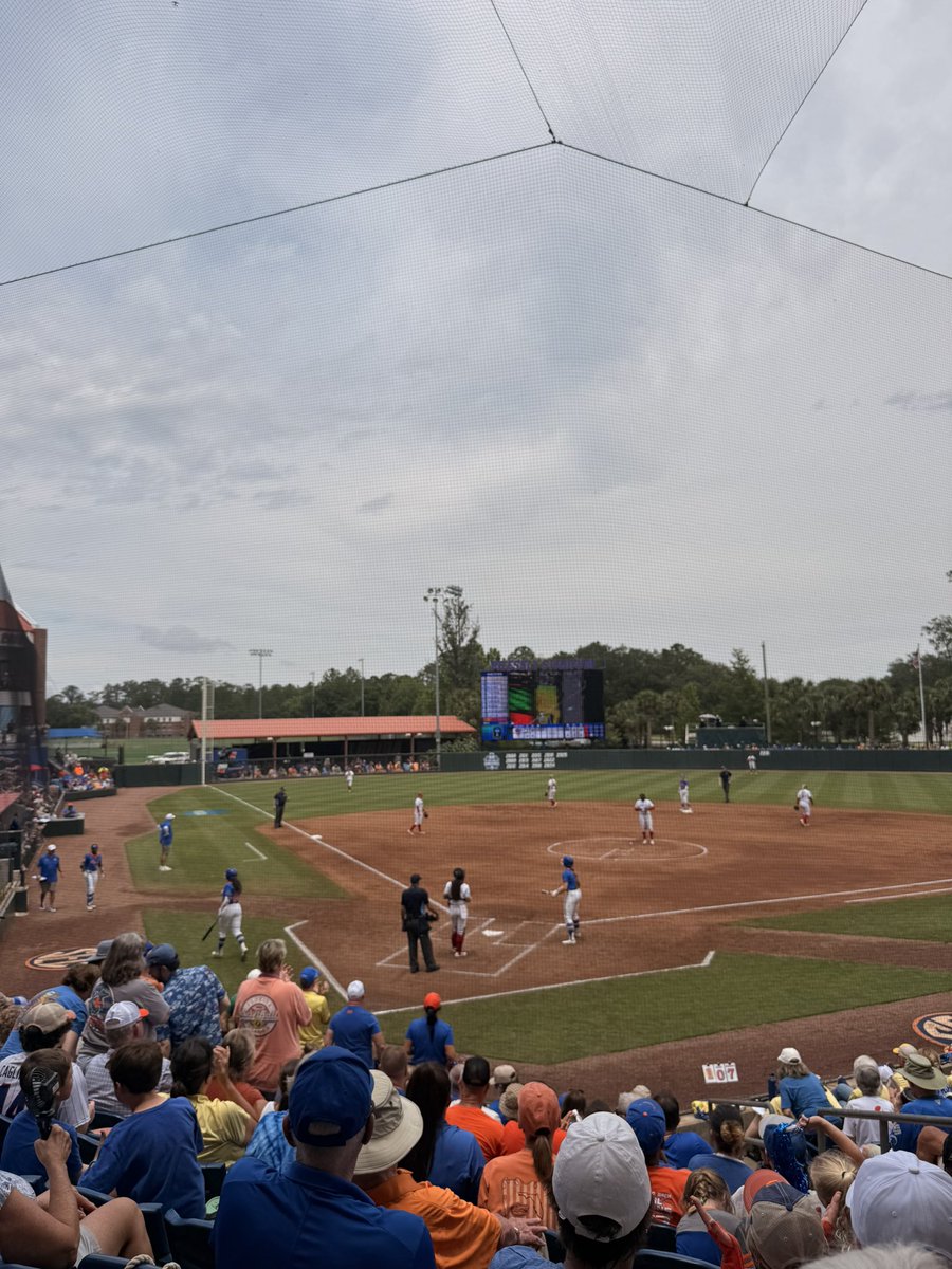 CoachDae1's tweet photo. Let’s go! @GatorsSB 🐊 https://t.co/5oYilyC2w3