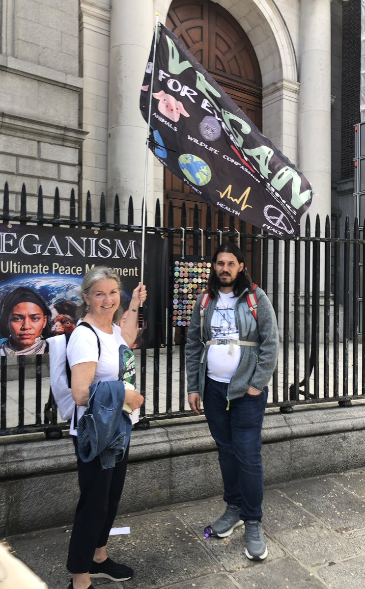 linda MacCarthy studied Philosophy & Sociology UCD tweet media
