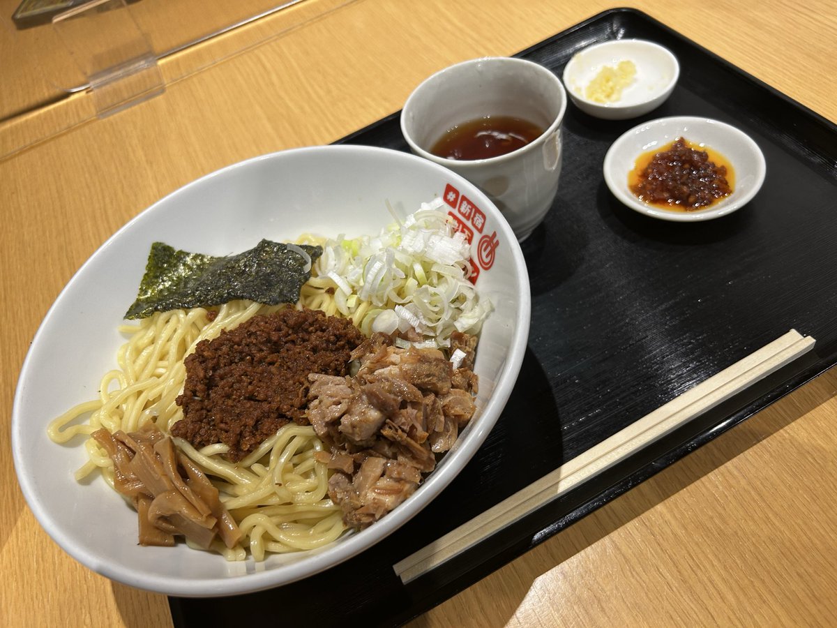 sever_1095's tweet photo. もう数年ぶりに食べた油虎が美味しかったですまた本店食べに行きます https://t.co/rGa1ImOXUU