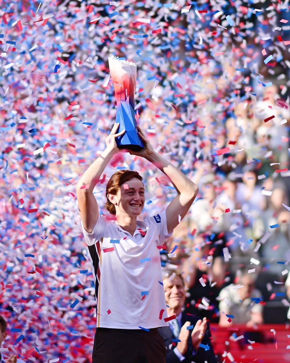 OctagonTennis's tweet photo. EL CAMPEÓN. 🏆

Congrats @ignacio_buse on taking home your first @atptour title at Hamburg Open! 🔥 https://t.co/KcVbFtnTES