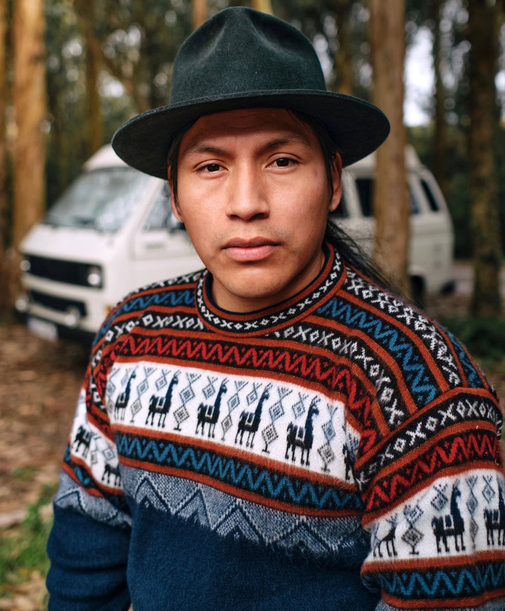 Az_verse19's tweet photo. @nicholasluvss You way some of you will constantly try to erase your own people in favor of whiteness never ceases to amaze me. That boy is a mestizo (mixed), like most Latinos today are. THESE are indigenous people; the same people who receive racist treatment within their own communities. https://t.co/PZxfybMIB0