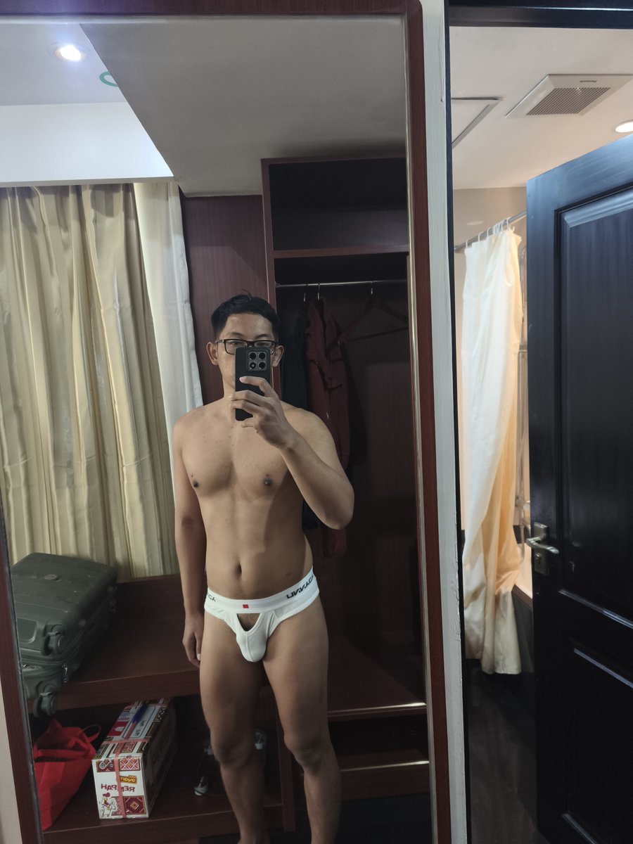 SukaPokemon's tweet photo. Body check https://t.co/YcGJfMWOuj