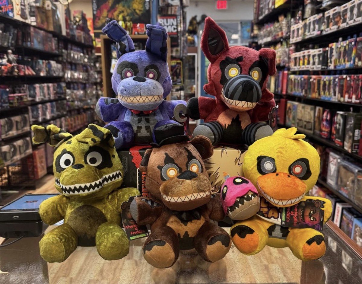 FNAFAlerts's tweet photo. An eBay listing for Jazwares’ Wave 3 plushies was spotted earlier today! Wave 3 includes Nightmare Freddy, Nightmare Bonnie, Nightmare Chica, Nightmare Foxy, and Plushtrap. They should start appearing in stores, so keep a lookout! https://t.co/3MBQ9qMeIs