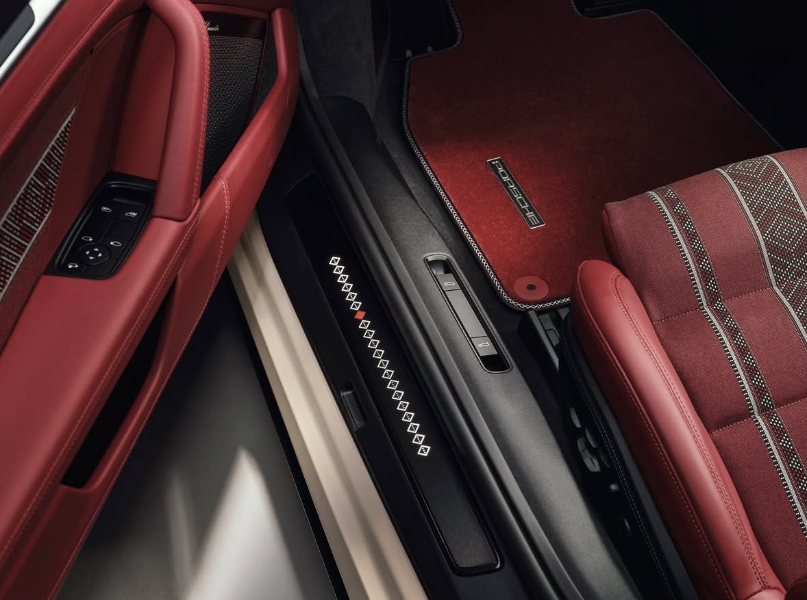 7zaaat's tweet photo. - Porsche 992.2 Turbo S Sadu Edition is the first market edition for Kuwait, limited to 20.

With Sadu-inspired design elements throughout, it reflects a unique fusion of Kuwaiti heritage, individuality, and Porsche performance created to mark 70 years of Porsche in Kuwait. https://t.co/9BlLG635Lu
