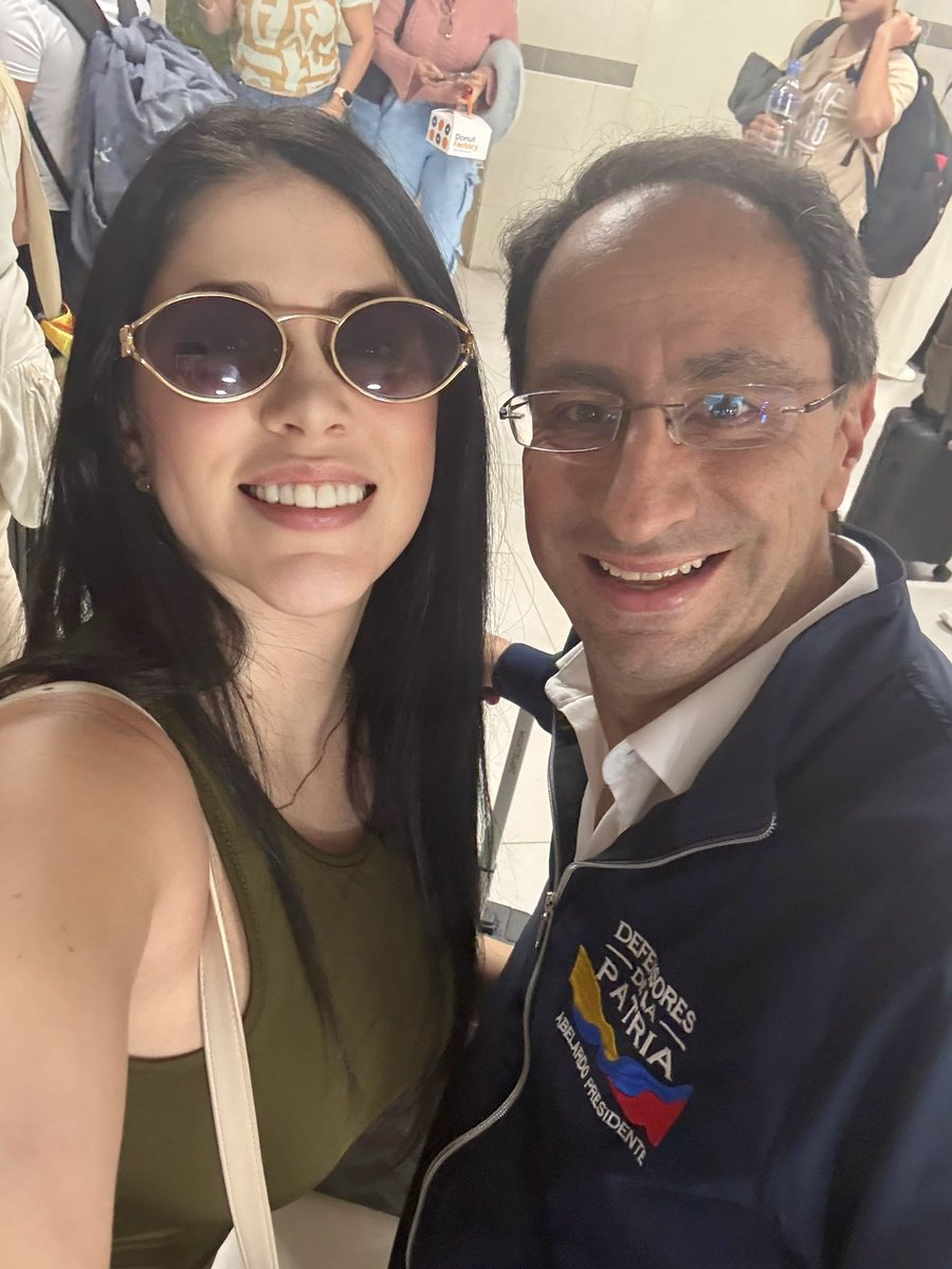 Carolina Duarte tweet media