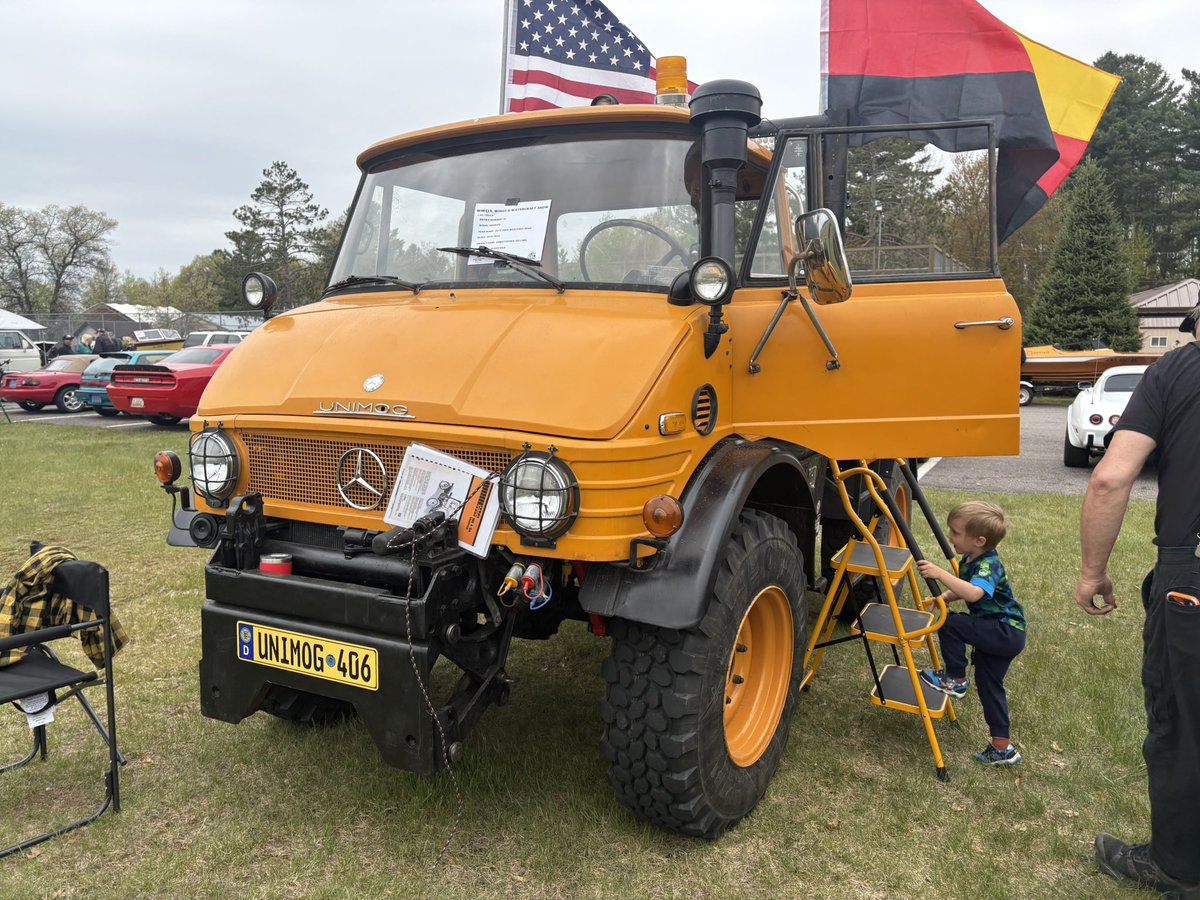 NoahSabich's tweet photo. Stellar Unimog + float plane fly+ old fashioned water ski boat. Everyone was so kind to Finn. #ManitowishWaters #Wisconsin #FloatPlane https://t.co/KjpjlDRYAA