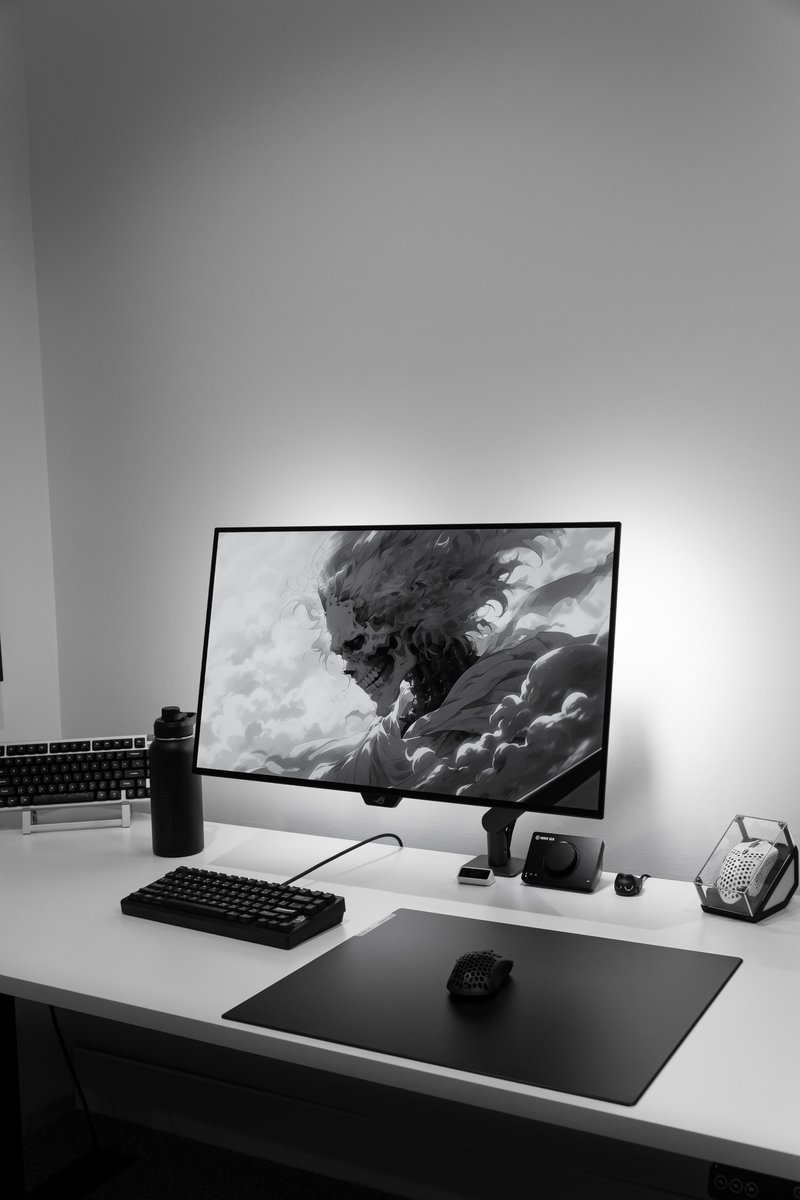 SolidusTz's tweet photo. Monochrome setup 🖤🤍 https://t.co/dMdzGJAFfD