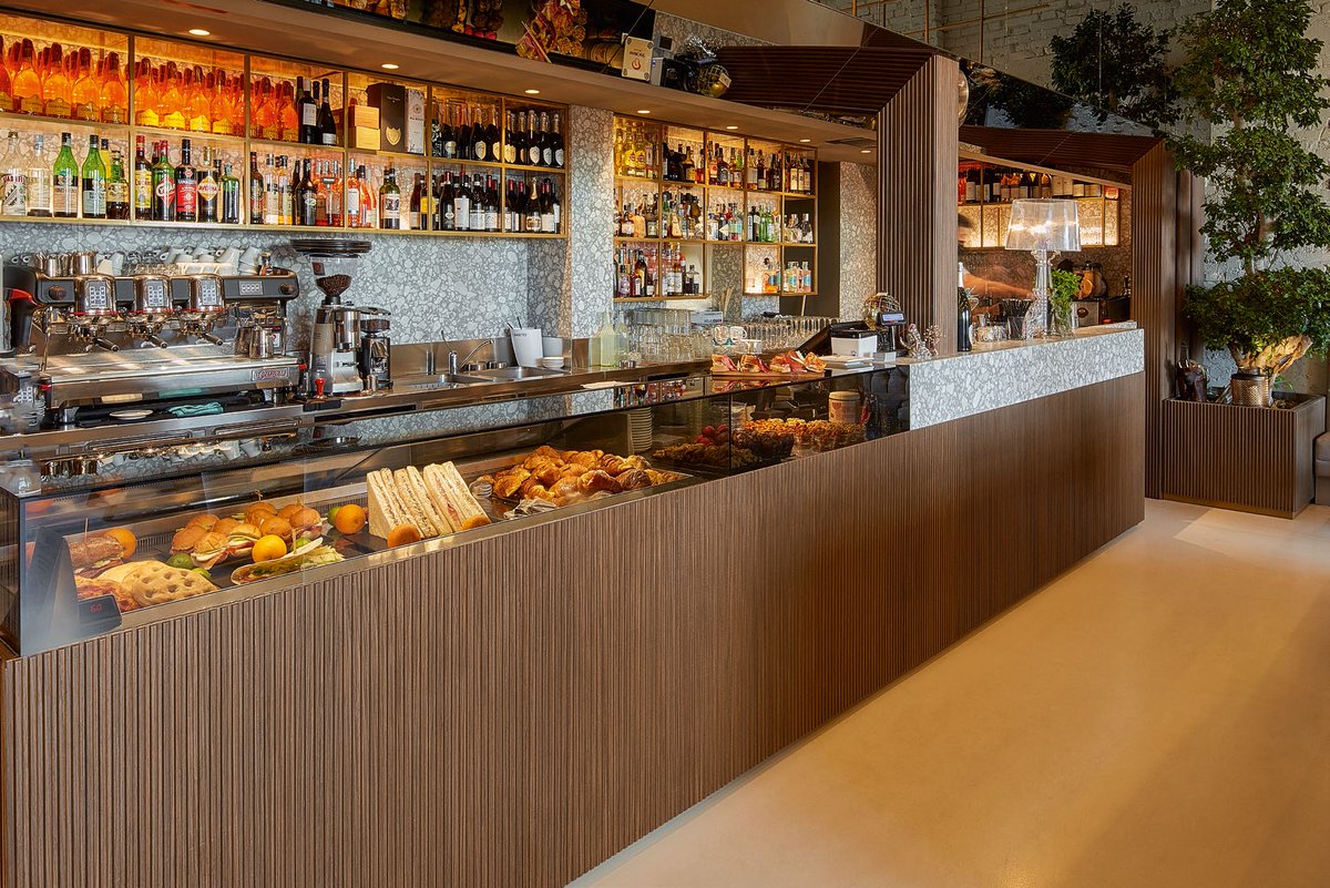 fm_display's tweet photo. Hospitality environments begin with presentation.

Frigomeccanica systems help create visually engaging spaces that elevate product visibility and customer experience.

📧 info@fmdisplayconcepts.com
📞 800.889.3975
#Frigomeccanica #HospitalityDesign https://t.co/tMqp7ZMoMG