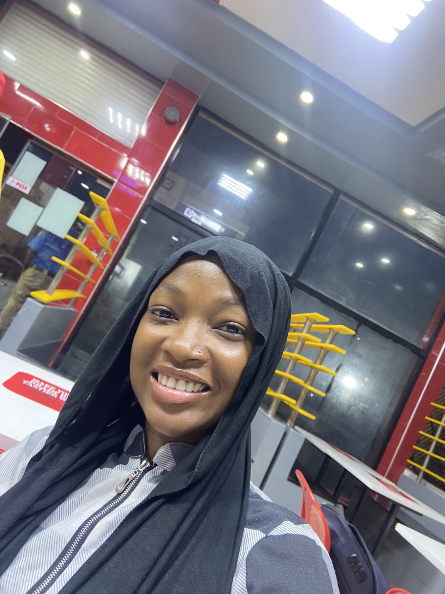 keji_social's tweet photo. Good evening my mutuals 😍
Hope y’all are having a restful weekend 🙂 https://t.co/F2xb3OJbaJ