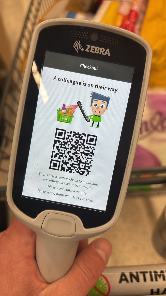 FindlayLouis's tweet photo. Small rant  but this really pisses me off! I know my items scanned  perfectly well but if supermarkets don’t trust their customers, then bring back humans at the till! https://t.co/m7yA2AZoEc