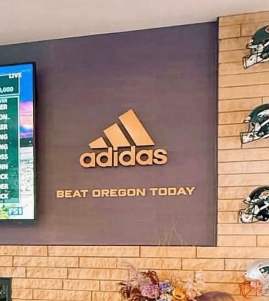 BarstoolDucks's tweet photo. Washington again did not: https://t.co/X4JKRtqITI