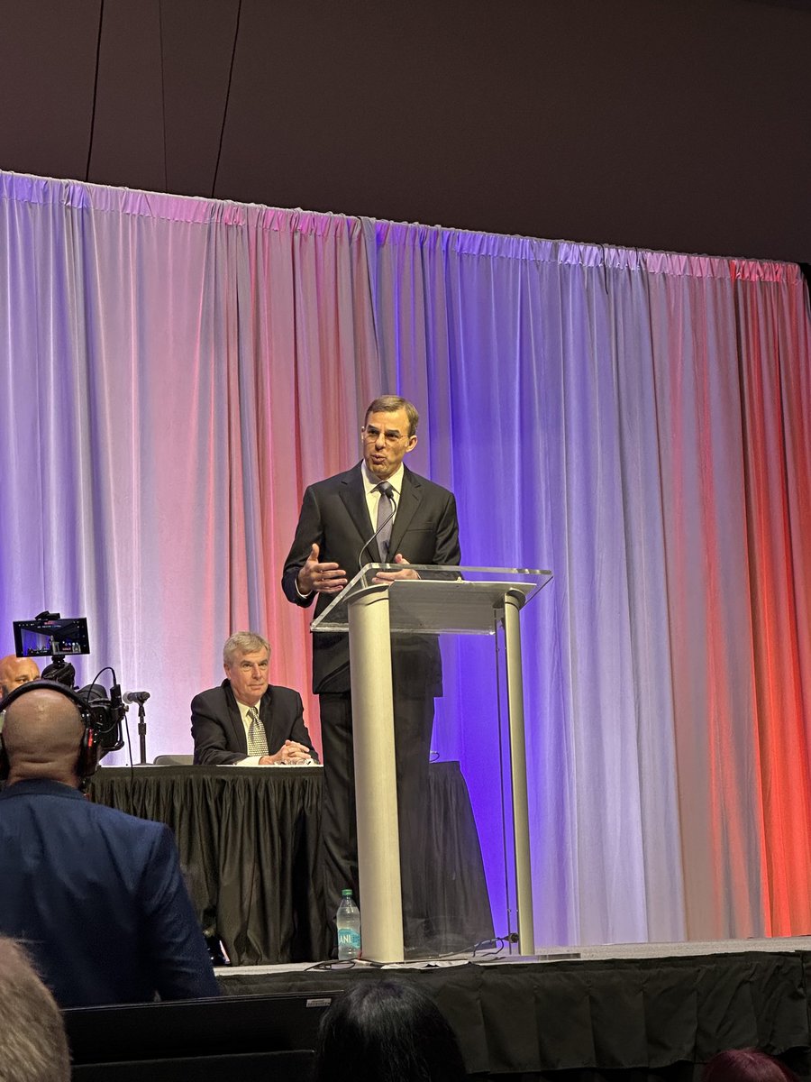 LauriforLiberty's tweet photo. @justinamash addresses the libertarian national convention today. https://t.co/Vid7cFklFb