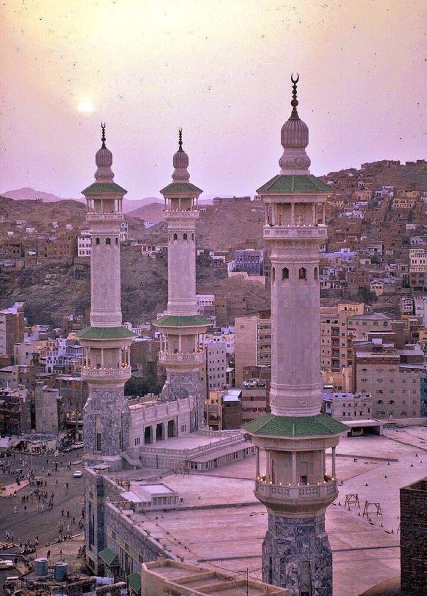 hasan_se15's tweet photo. " سبحان الذي لا ينبغي التسبيح إلا له، سبحان ذي الفضل والنِّعم، سبحان ذي المجد والكرم، سبحان ذي الجلال والإكرام ". https://t.co/3Om2BU9Y4E