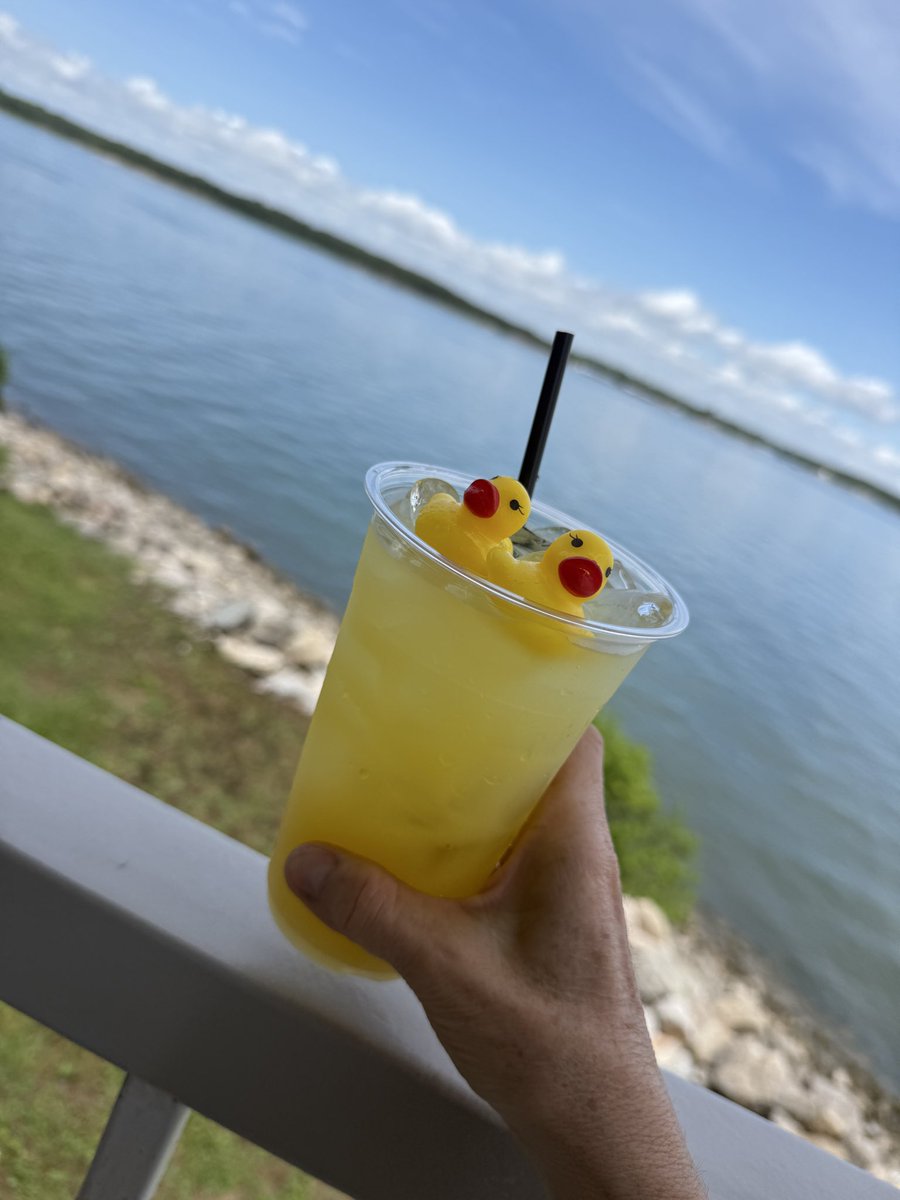 PepitaCorona's tweet photo. The ❤️🔥heat is on #texomalake #lakeiteasy Enjoy your #MemorialDayWeekend2026 be safe out there 🫡🙏 #marinethepoint #lovelakes #enjoy #texasvibes 🤟🏾 https://t.co/4Vw8Sy9Umg