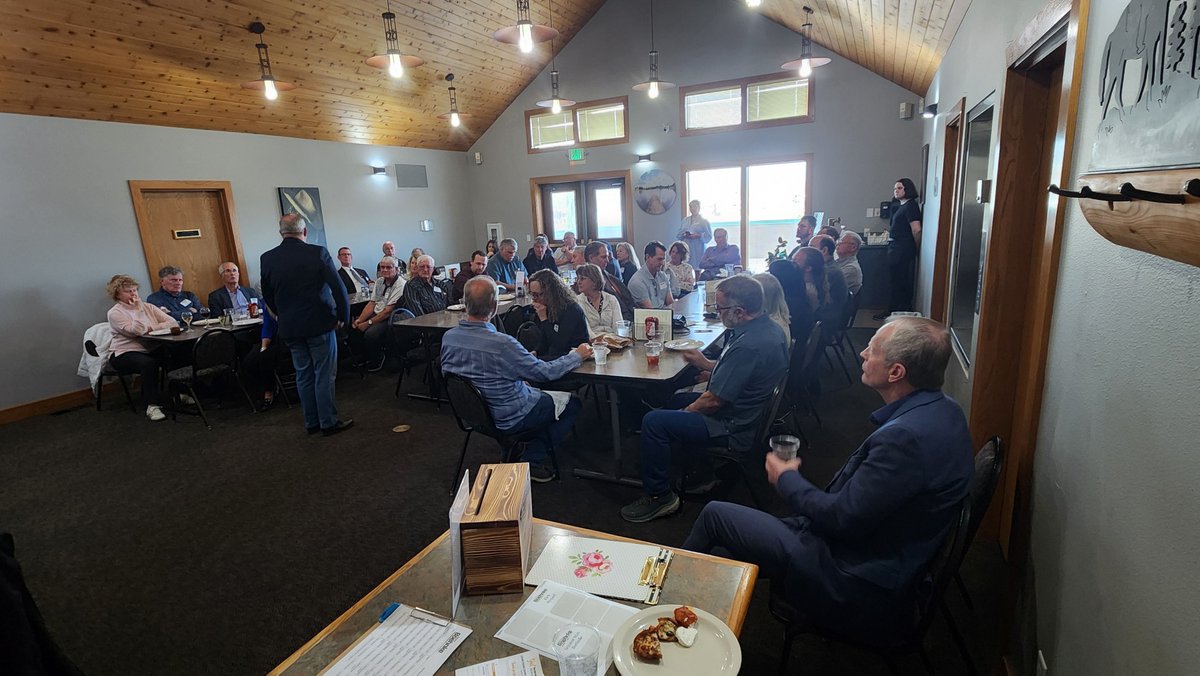 VoteMattWA's tweet photo. Each day gets us closer to the primary. My campaign is built on listening to you...not special interests buying influence, on honesty-not on half or stretched truths, &amp; on the hard work needed to earn your vote!  Please visit https://t.co/r9NEAGRWyk &amp; make a donation today. #WA04 https://t.co/R2UbZli75D