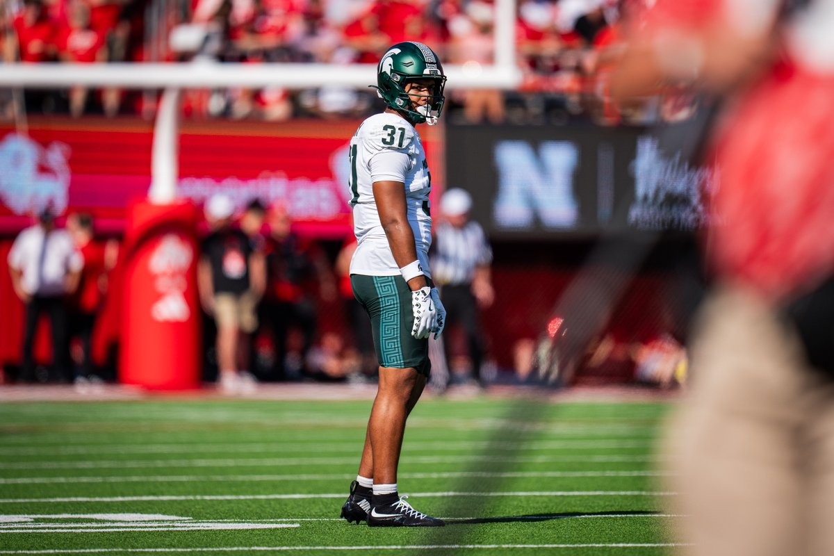 MSU_Football's tweet photo. Happy Birthday Jayden 🎈🎉 https://t.co/bCltXud0kd