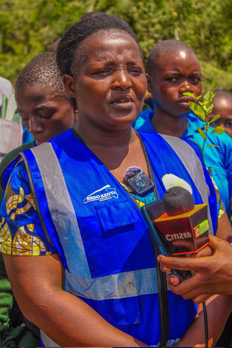 redokenya's tweet photo. Today, the Programs Team from REDO Kenya proudly joined Eco Changers, Kimwanga Parish, teachers, and students under the convenership of Mother Earth Network in commemorating World Biodiversity Day 🌍 through an impactful environmental awareness and tree planting session. 🌱 https://t.co/6EWwACACLn