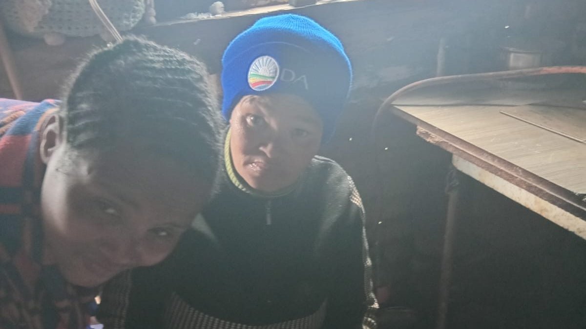 DA_NCape's tweet photo. 💙One resident at a time, we are building the DA in #Petrusville.

The DA is committed to improving service delivery, creating safer communities, and restoring hope to our towns.✅ 

Get behind the DA. Register to vote and be part of the change!🗳️

#NorthernCapeDA #RegisterToVoteDA