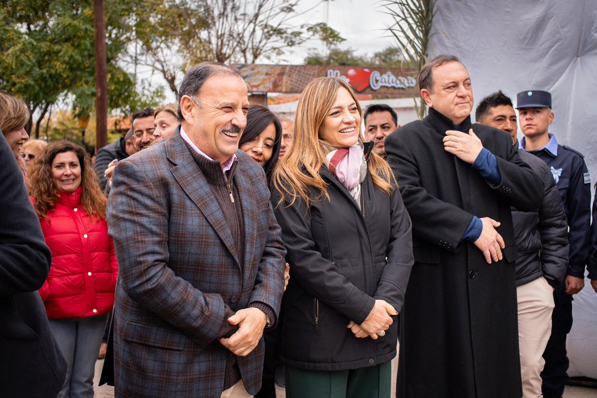 TeresitaMadera's tweet photo. Cada pueblo vive su fe de una manera única, pero siempre con el corazón puesto en la esperanza ✨

Llegamos hasta Catuna, donde Santa Rita también es patrona de su comunidad, para compartir la procesión junto a las familias, renovando el valor de la unión y la fe. https://t.co/MpvdxTkOI4