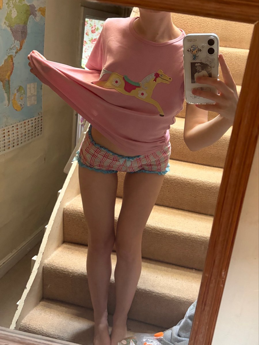 Poopy20683290's tweet photo. Ich habe ponny 🎠 https://t.co/WdGutNsriF